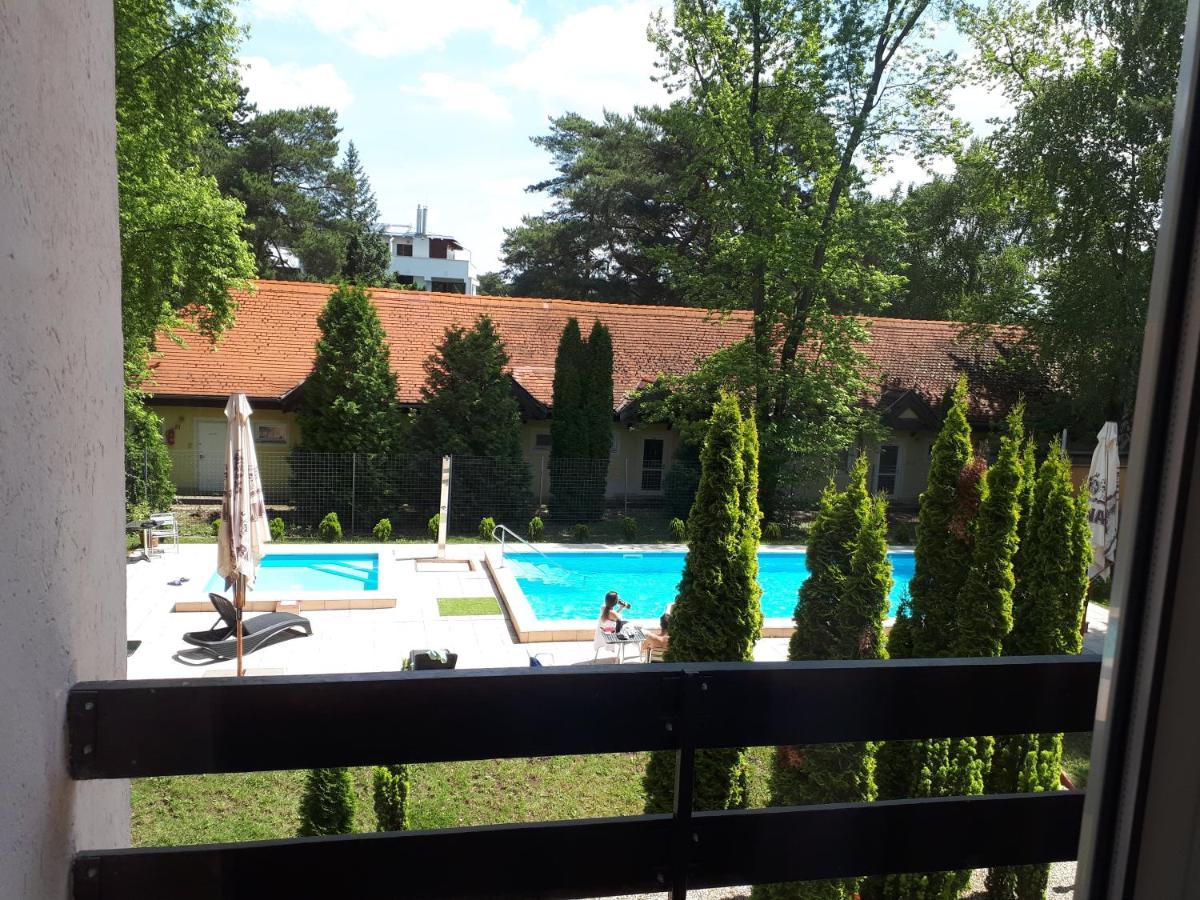 Hotel Korona Siofok Luaran gambar