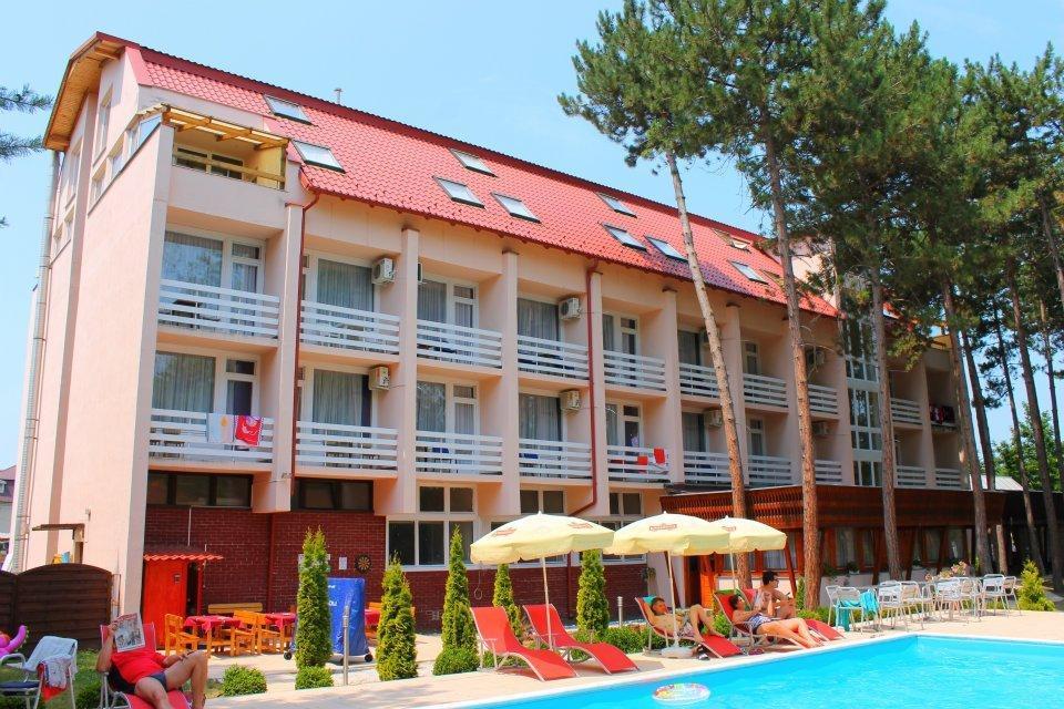 Hotel Korona Siofok Luaran gambar