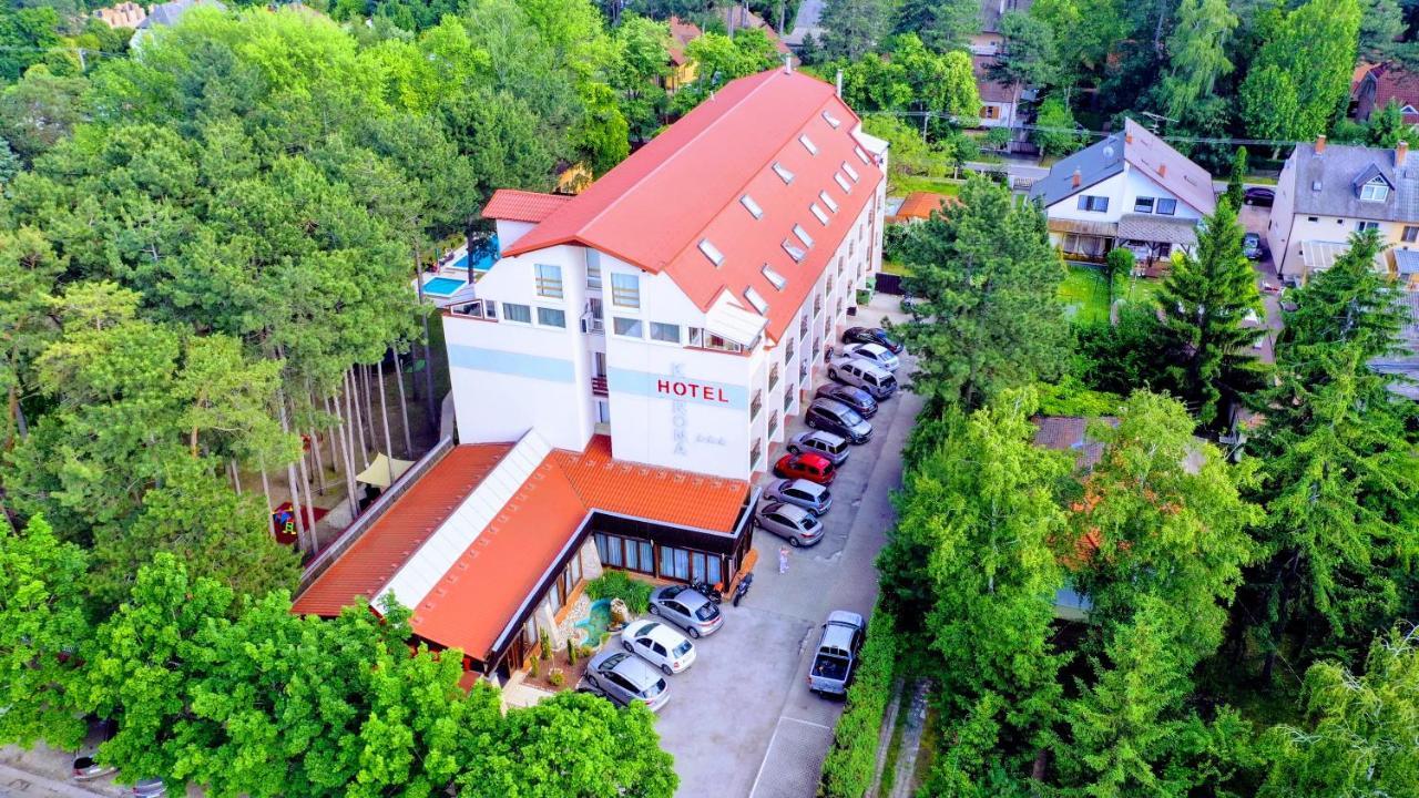 Hotel Korona Siofok Luaran gambar